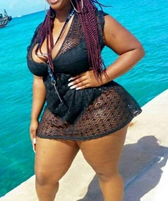 Огонь и лед в одном флаконе! Я умею быть нежной и страстной, игривой и безудержной. Ты можешь выбрать, какой облик предпочтительней. Позволь себе немного расслабиться и отдохнуть в моей компании. 3887, 20 лет